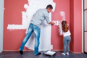 Comment agrandir une pièce avec la peinture ?