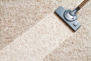 Comment nettoyer de la moquette très sale ?
