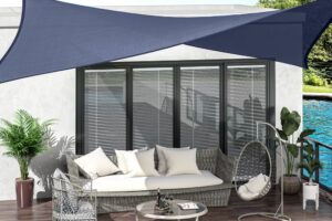 Comment fixer une voile d&rsquo;ombrage triangulaire ?