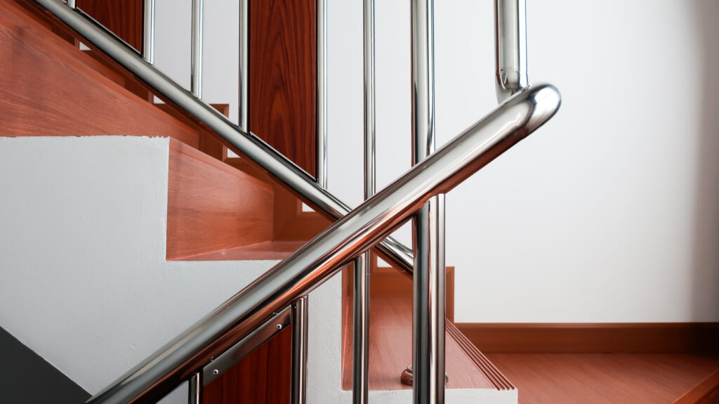 Quels sont vos avantages avec le garde-corps en inox