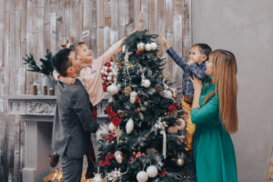 Comment décorer un sapin de Noël artificiel ?