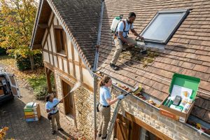 Entretien annuel de la toiture : comment prolonger la durée de vie de votre toit ?