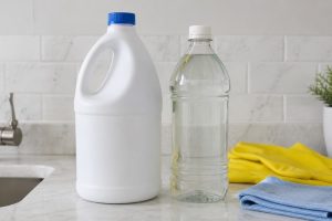 Pourquoi ne pas mélanger javel et vinaigre blanc